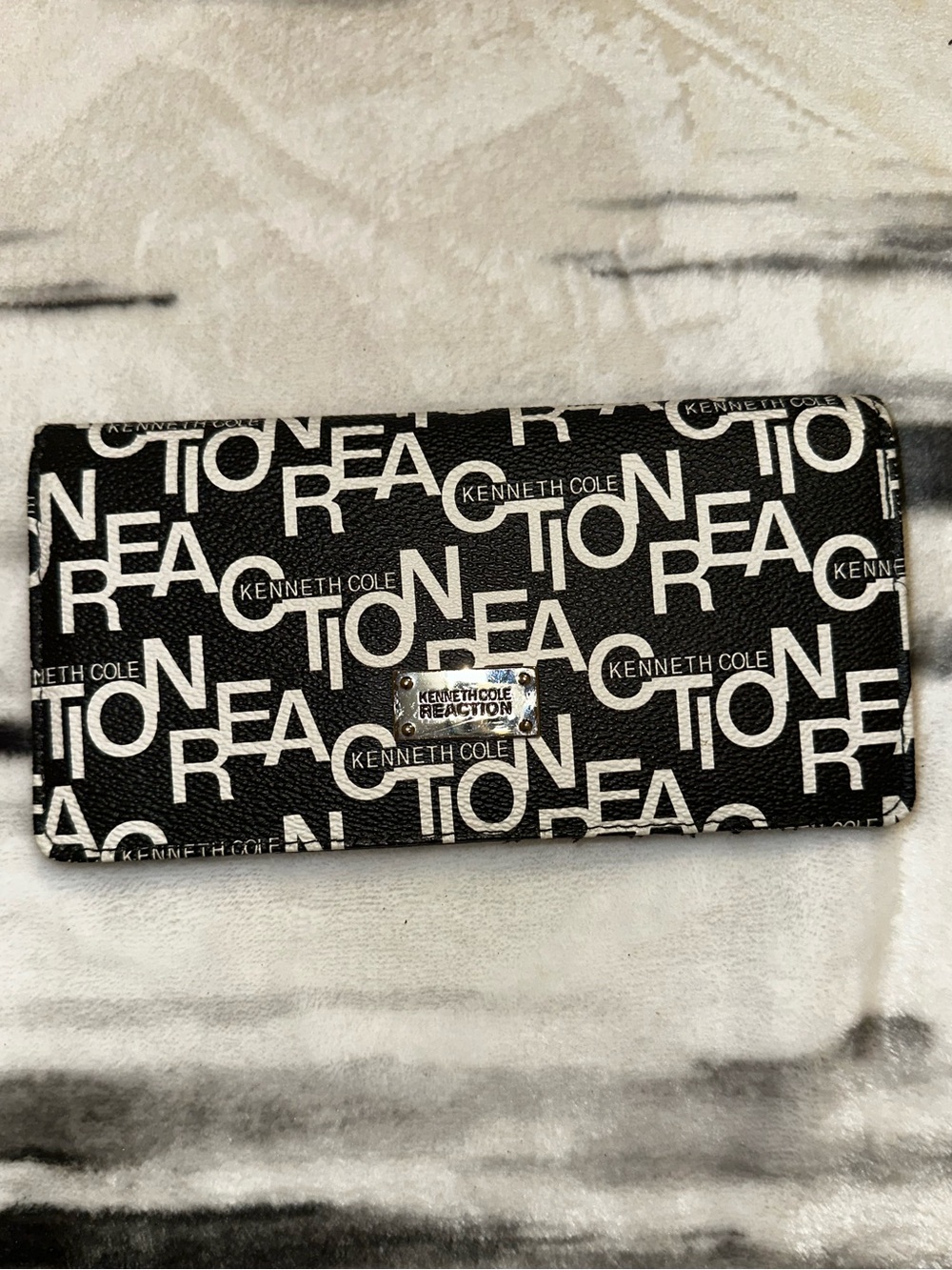 Kenneth Cole Reaction Wallet